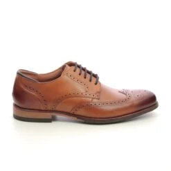 Clarks - Craftarlo Limit 261714537g - G Fit (tan Leather ) 9 Clarks - Craftarlo Limit 261714537g - G Fit (tan Leather ) -Camel Favour clarks craftarlo limit g fit tan leather brogues 1675184410 261714537G 02