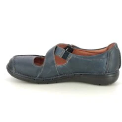 Clarks - Un Loop Strap 261749724d - D Fit (navy Leather) -Camel Favour clarks un loop strap d fit navy leather mary jane shoes 1690975083 261749724D 05