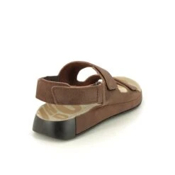 Ecco - CozmoMens Full 500944-02482 (brown Waxy Leather) -Camel Favour ecco cozmo mens full 500944 02482 brown waxy leather sandals 1676987472 920094420 03