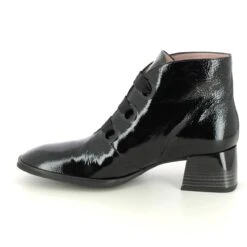 Hispanitas - Hi23300040 Charlize Boot (black Patent) -Camel Favour hispanitas charlize boot hi233000 40 black patent heeled boots 1690979830 034300042 06