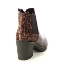 Marco Tozzi - 25414-41-387 Saga Chelsea (leopard Print) -Camel Favour marco tozzi saga chelsea 25414 41 387 leopard print ankle boots 1691403529 990541423 03