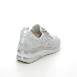 Remonte - D2401-91 Rea Zip Wedge (silver) -Camel Favour remonte rea zip wedge d2401 91 silver trainers 1673524211 931240165 03