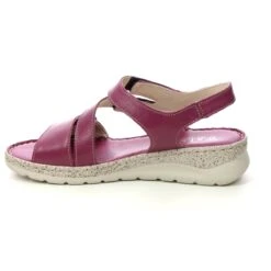 Begg Exclusive - Tramba Wide 937147200-95 (purple Leather) -Camel Favour walk in the city tramba wide 937147200 95 purple leather wedge sandals 1680605125 889720095 05